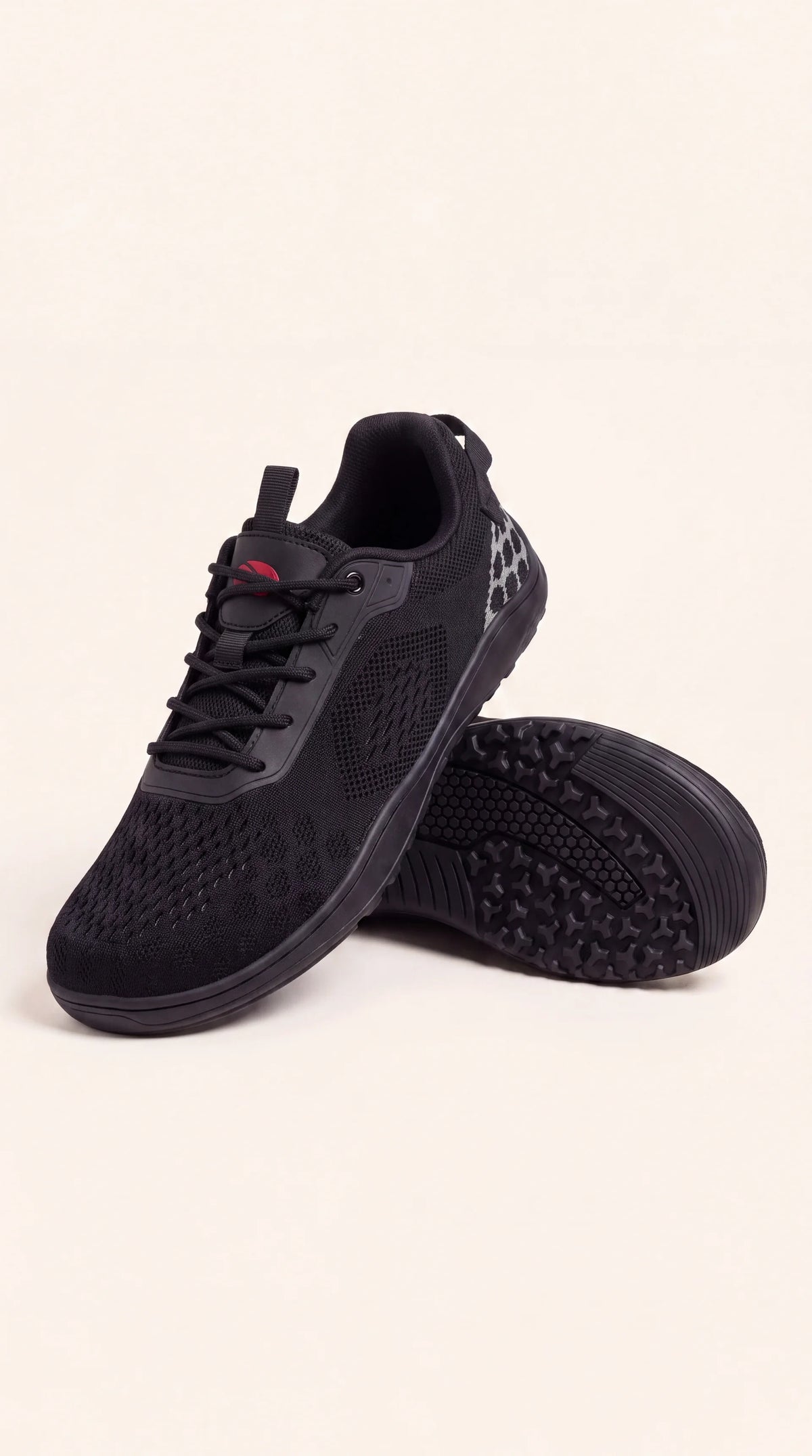 SF Grip Black - Non-Slip Barefoot Outdoor Shoe